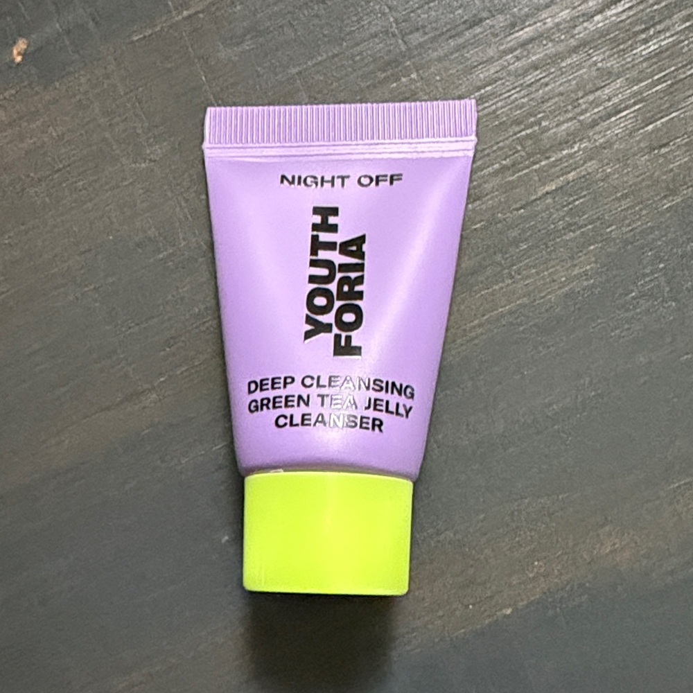 Youthforia Green Tea Jelly Cleanser night off